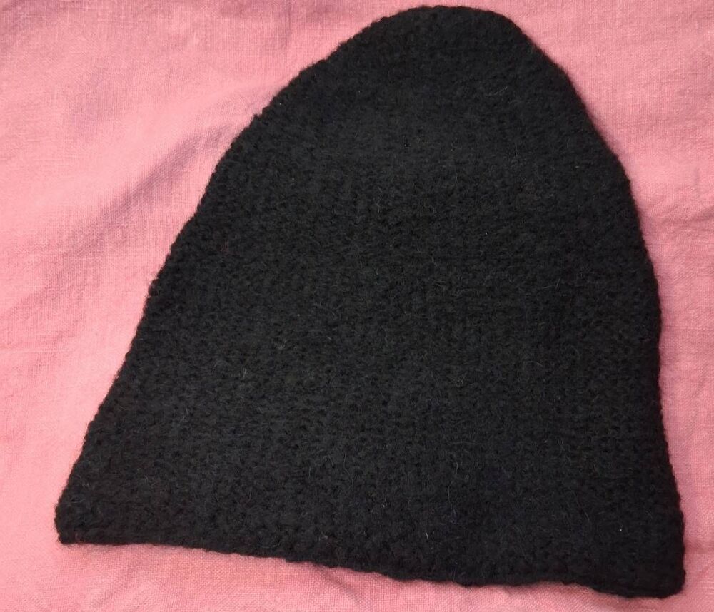 Womens black beanie hat lightweight thin Peruvian